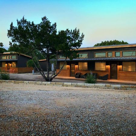 Green Acres Cottages - Wimberley Suite ภายนอก รูปภาพ