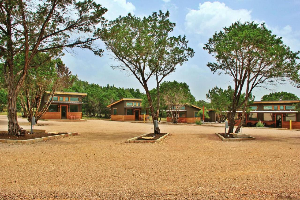 Green Acres Cottages - Wimberley Suite ภายนอก รูปภาพ